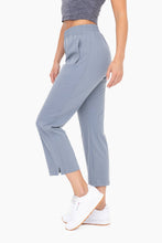 Load image into Gallery viewer, Graphene-Blend Capri Active Pants