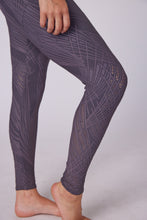 Load image into Gallery viewer, Selenite Legging