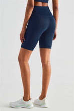Load image into Gallery viewer, Faye Seamless Biker Shorts
