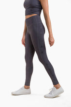 Load image into Gallery viewer, Skull Print High-Waisted Leggings
