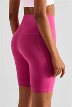 Load image into Gallery viewer, Faye Seamless Biker Shorts
