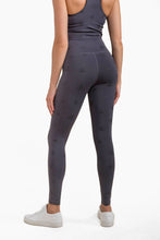 Load image into Gallery viewer, Skull Print High-Waisted Leggings
