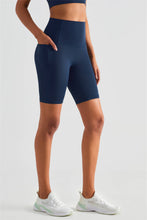Load image into Gallery viewer, Faye Seamless Biker Shorts
