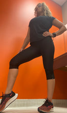 Load image into Gallery viewer, Black Rib Capri
