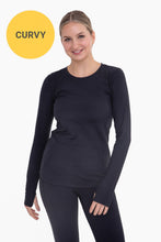 Load image into Gallery viewer, CURVY Brushed Interior Long Sleeve Active Top with Thumbhole
