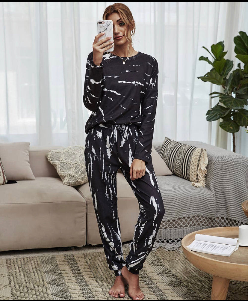 Marble Print Long Sleeve Tee & Joggers