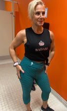 Load image into Gallery viewer, Brazilian Crunch Capris
