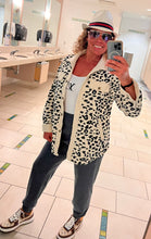 Load image into Gallery viewer, BUTTER SOFT JOGGERS WITH POCKETS
