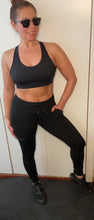Load image into Gallery viewer, Skinny Cargo Hybrid Leggings
